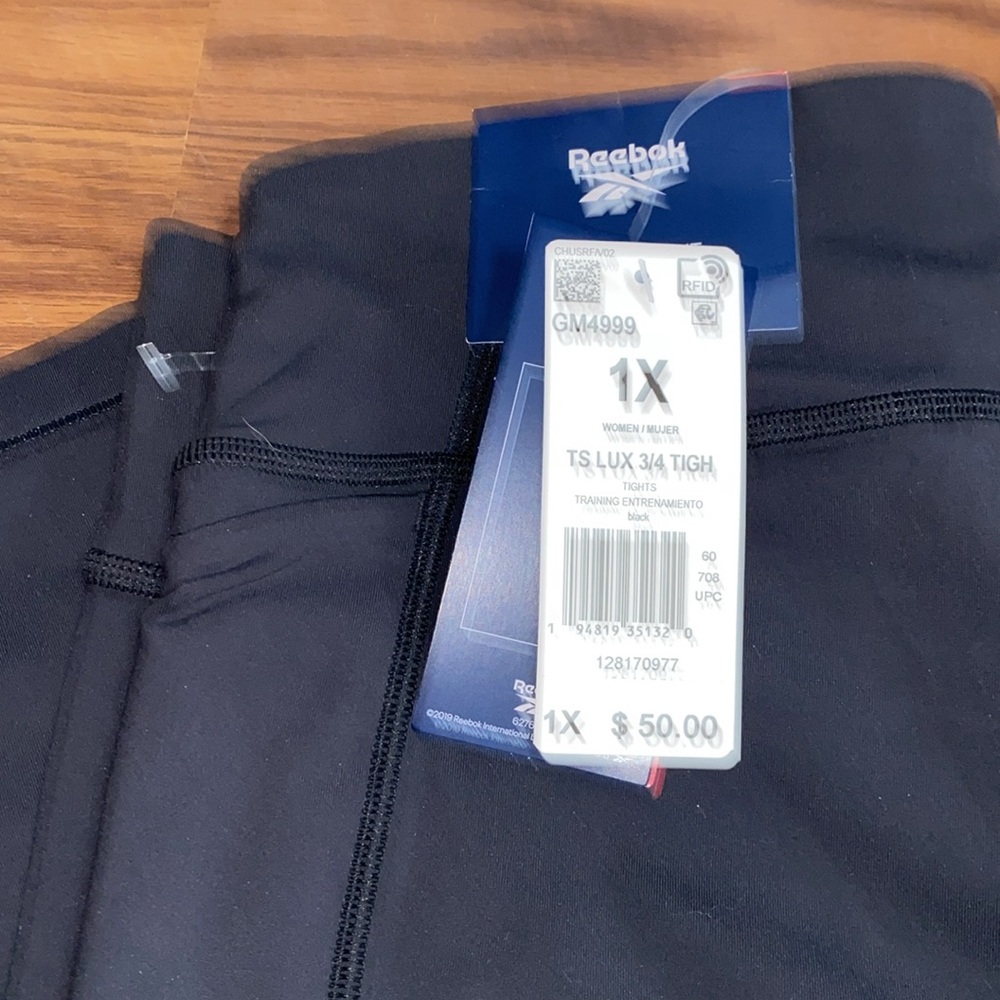 Reebok Black lux 3/4 tight leggings size 1X - Picture 8 of 9